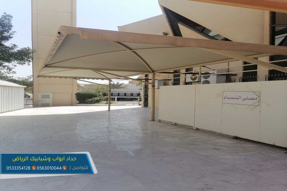 مظلات   هرميه  كابولي