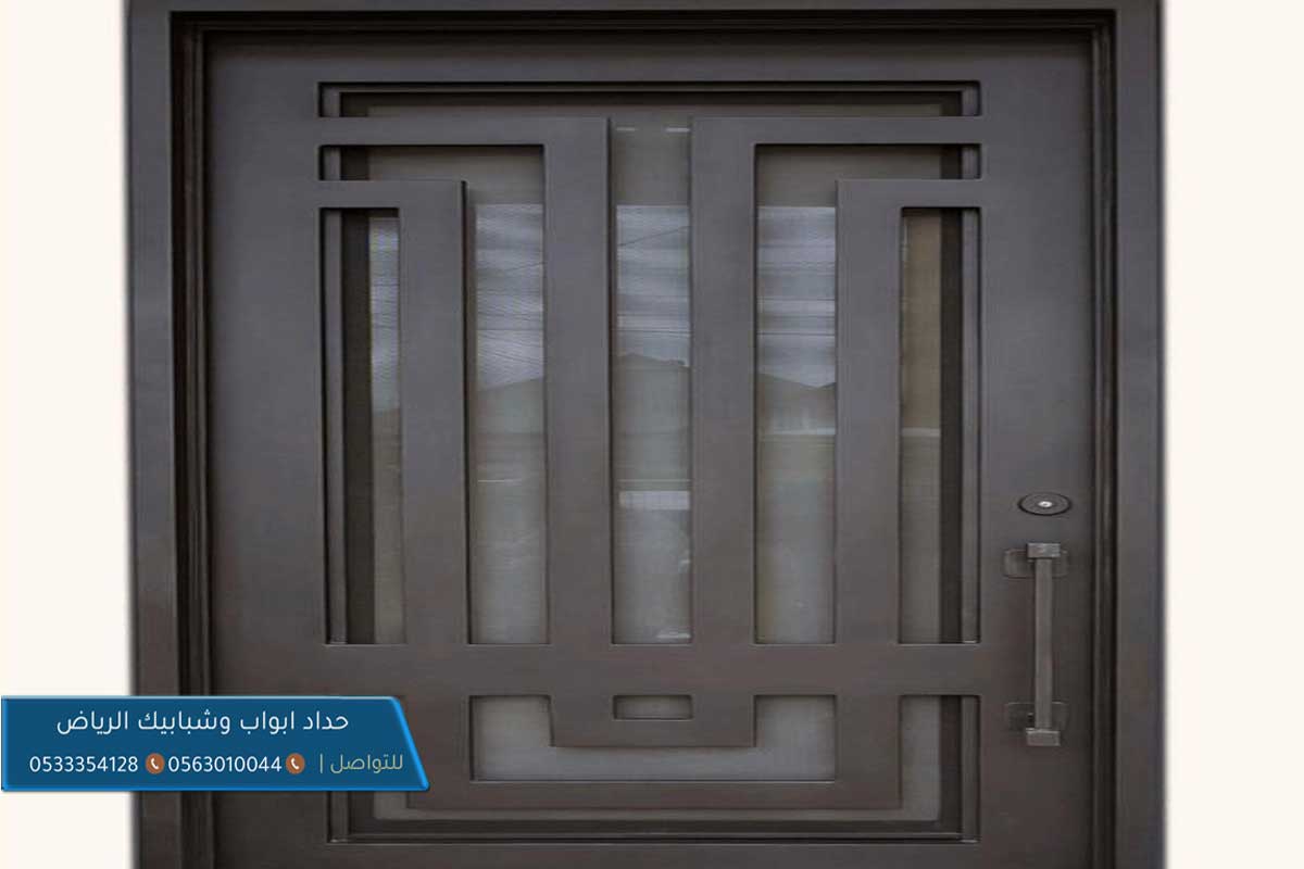 نجار ابواب خشب بالرياض