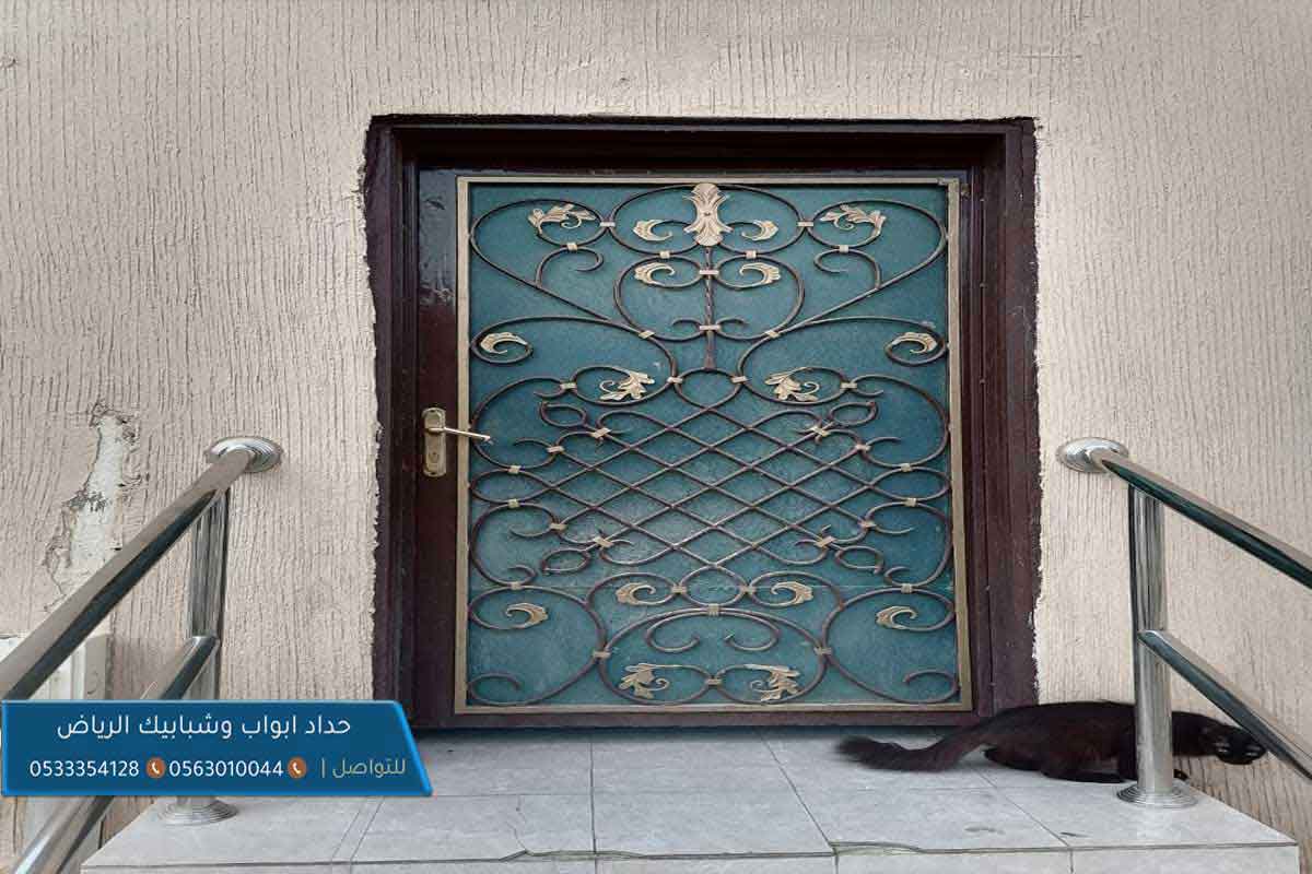 ورشة طلاء ابواب بالرياض